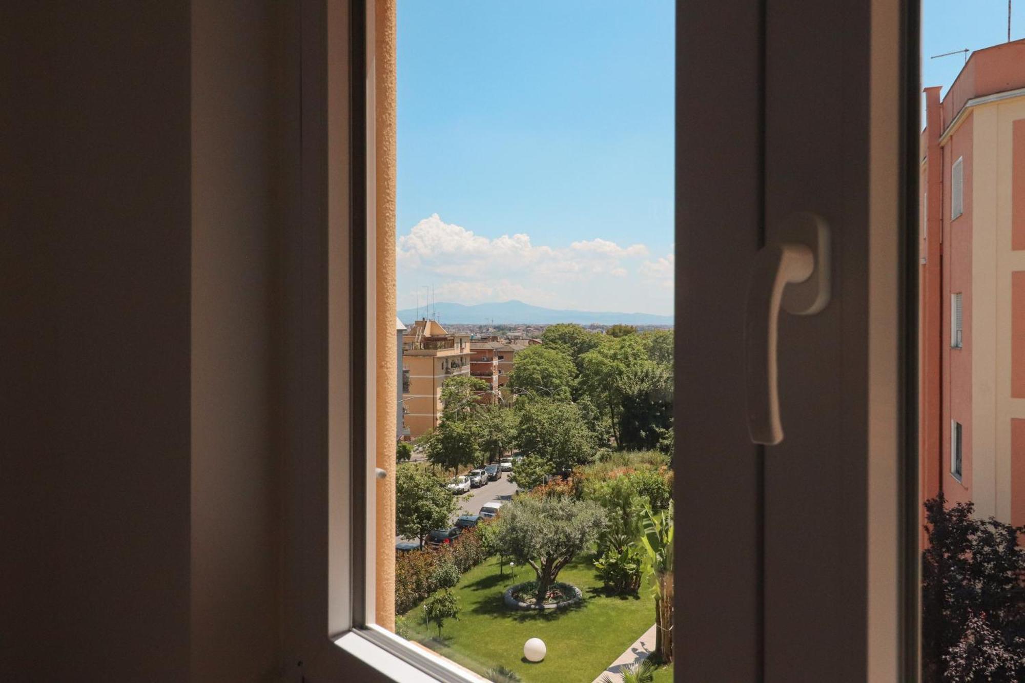 Portuense Apartment *